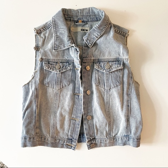 𝅺💝(3/$25) Topshop Denim Vest - Picture 2 of 7